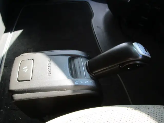 ナンバー付　令和4年　ボルボ　トラクタ　ハイルーフ　リアエアサス　デフロック付　AT　460馬力　第五輪：11,500㎏　距離：34万㎞の画像36