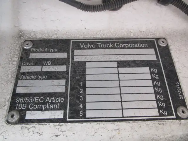 ナンバー付　令和4年　ボルボ　トラクタ　ハイルーフ　リアエアサス　デフロック付　AT　460馬力　第五輪：11,500㎏　距離：34万㎞の画像56