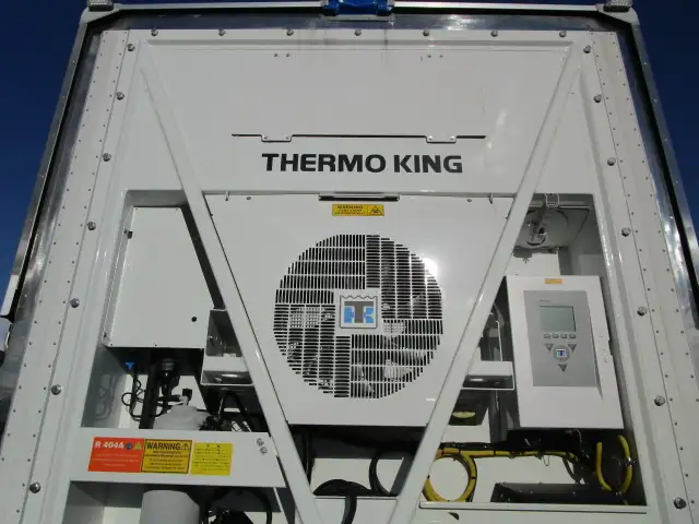 登録済み未使用車　車検：令和8年9月28日迄　令和7年式　フルハーフ　14m3軸冷凍ウイングトレーラー　スーパーシングル　リフトアクスル後軸残し　積載：24,000kg　第五輪：10,980kgの画像37