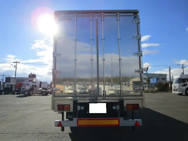 登録済み未使用車　車検：令和8年9月28日迄　令和7年式　フルハーフ　14m3軸冷凍ウイングトレーラー　スーパーシングル　リフトアクスル後軸残し　積載：24,000kg　第五輪：10,980kgの画像6