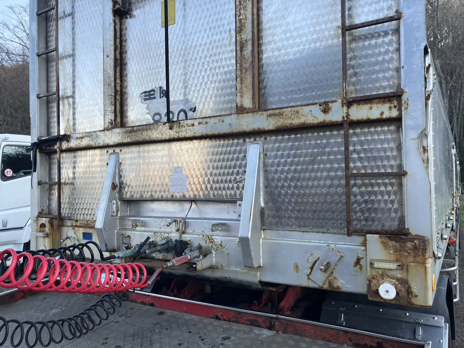 【委託販売車両】平成19年　フルハーフ　13m2軸アオリ付きトレーラ　車検付　エアサス　ジョロダー4列の画像6