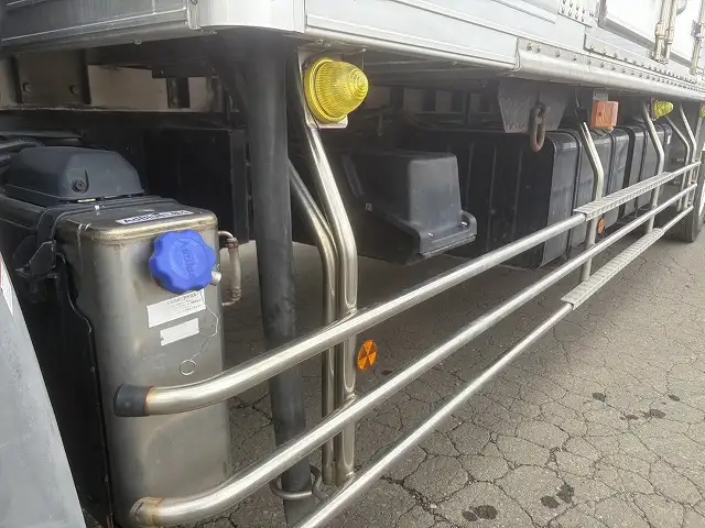【継続車検取得中】平成25年　UD　大型冷凍車　積載：13,200㎏　距離：43,8万㎞　2エバ　冷凍機：菱重（TU100SA multi）-35℃設定の画像11