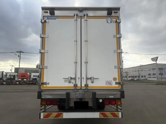 【継続車検取得中】平成25年　UD　大型冷凍車　積載：13,200㎏　距離：43,8万㎞　2エバ　冷凍機：菱重（TU100SA multi）-35℃設定の画像6