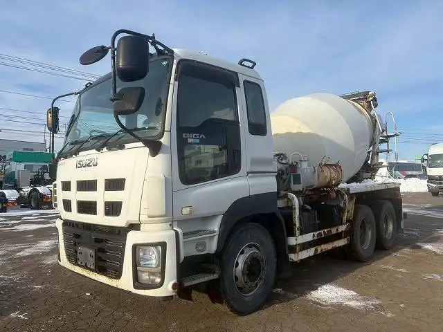 いすゞ ギガ ミキサー車 大型(10t) QKG-CXZ77ATの画像1