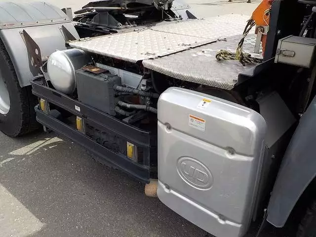 平成25年12月中古大型トラクタヘッド日産UDUDトラックスの画像22
