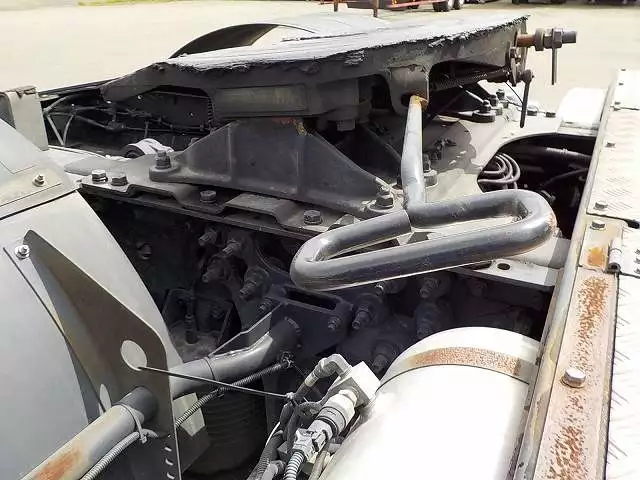 平成25年12月中古大型トラクタヘッド日産UDUDトラックスの画像25