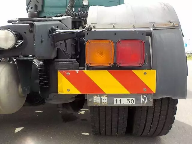 平成25年12月中古大型トラクタヘッド日産UDUDトラックスの画像27