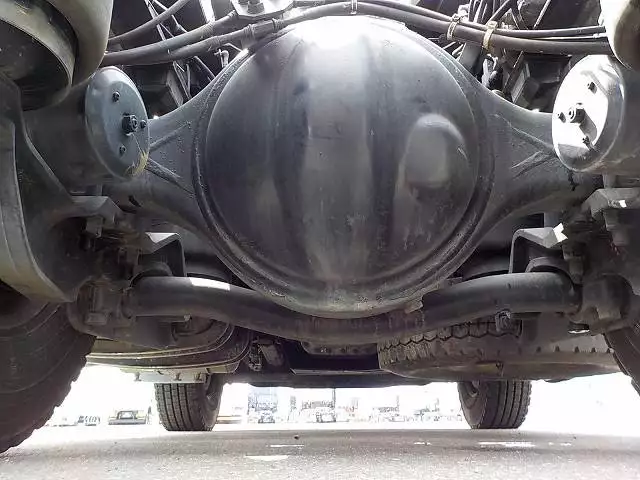 平成25年12月中古大型トラクタヘッド日産UDUDトラックスの画像28