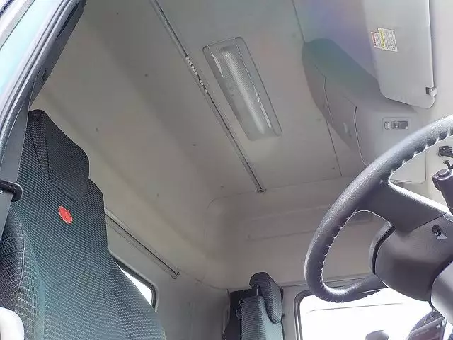 平成25年12月中古大型トラクタヘッド日産UDUDトラックスの画像30