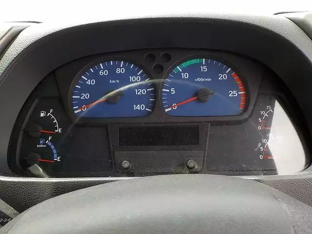 平成25年12月中古大型トラクタヘッド日産UDUDトラックスの画像33