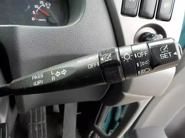 平成25年12月中古大型トラクタヘッド日産UDUDトラックスの画像38