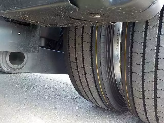 令和01年/平成31年02月中古大型トラクタヘッド日野日野の画像26