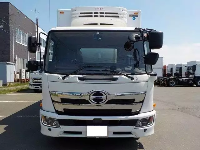 平成29年09月中古中型冷凍バン・ウィング日野レンジャーの画像2