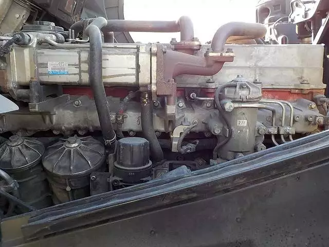 平成25年09月中古大型トラクタヘッド日野日野の画像24