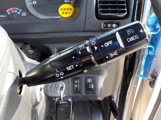 平成25年09月中古大型トラクタヘッド日野日野の画像30