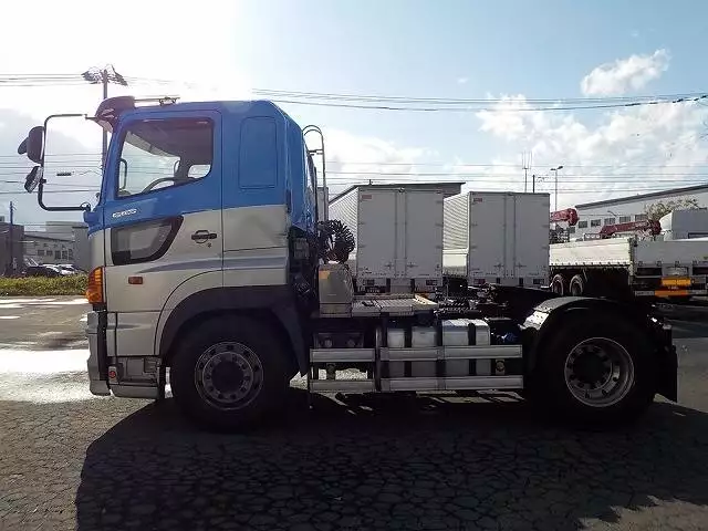 平成25年09月中古大型トラクタヘッド日野日野の画像8