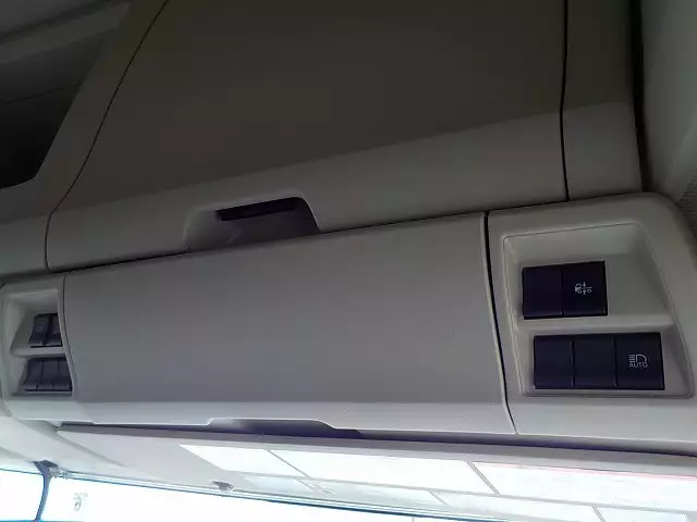 令和01年/平成31年12月中古大型トラクタヘッド日野日野の画像40