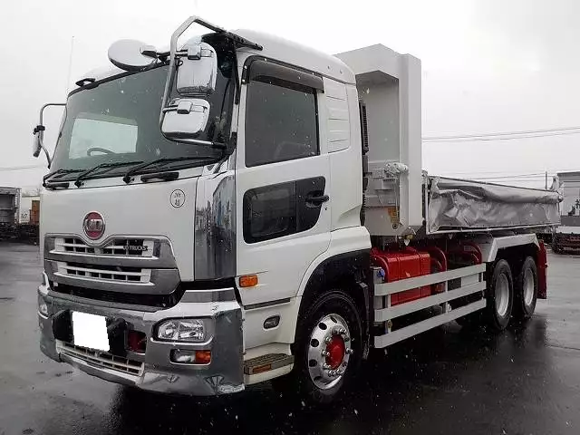 平成23年08月中古大型日産UDUDトラックスの画像1