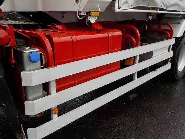 平成23年08月中古大型日産UDUDトラックスの画像29