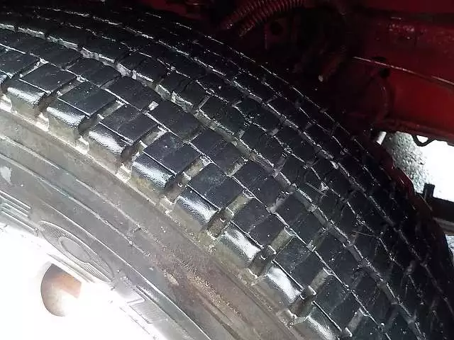 平成23年08月中古大型日産UDUDトラックスの画像36