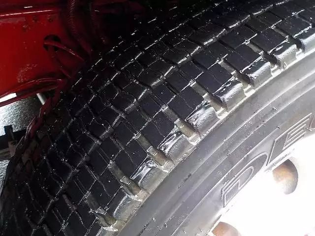 平成23年08月中古大型日産UDUDトラックスの画像37