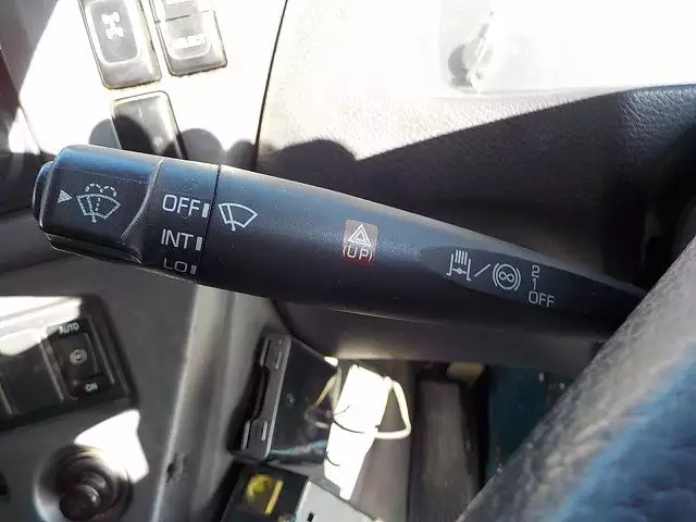 平成23年08月中古大型日産UDUDトラックスの画像52