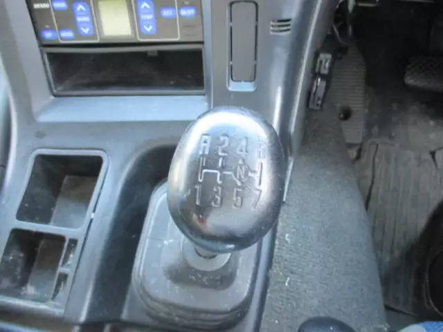 平成26年03月中古大型冷凍バン・ウィングいすゞギガの画像14