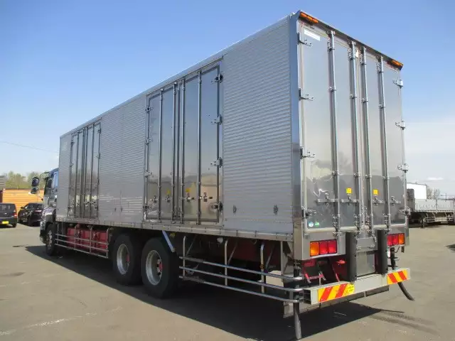 平成26年03月中古大型冷凍バン・ウィングいすゞギガの画像5