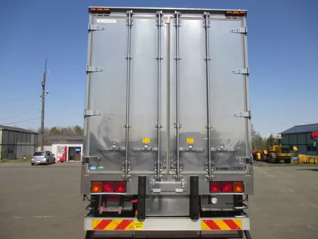 平成26年03月中古大型冷凍バン・ウィングいすゞギガの画像6