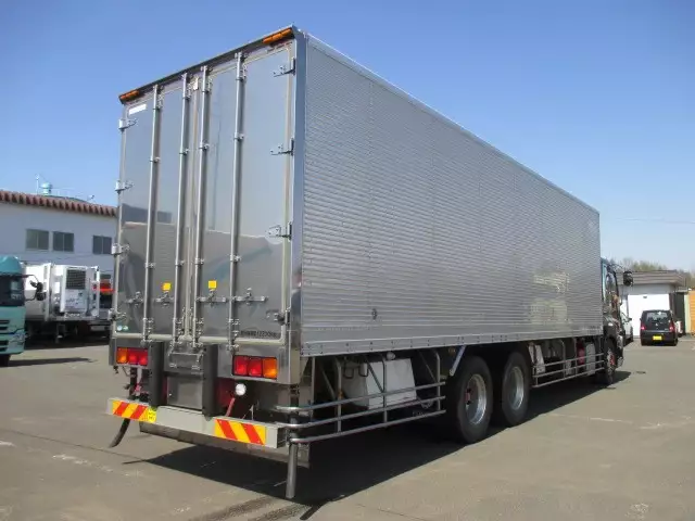 平成26年03月中古大型冷凍バン・ウィングいすゞギガの画像7