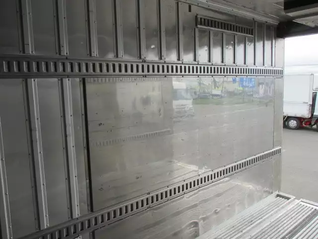 平成21年03月中古大型冷凍バン・ウィング日産UDニッサンディーゼルの画像16