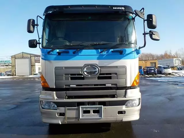 平成25年09月中古大型トラクタヘッド日野日野の画像2