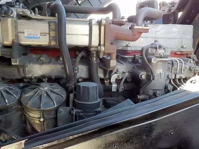 平成25年09月中古大型トラクタヘッド日野日野の画像21