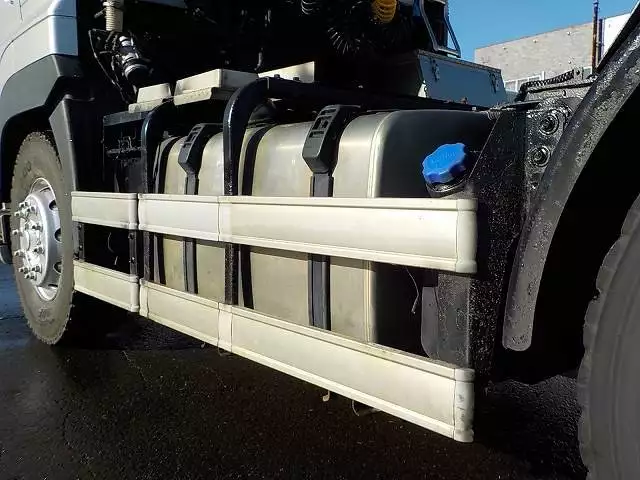 平成25年09月中古大型トラクタヘッド日野日野の画像7