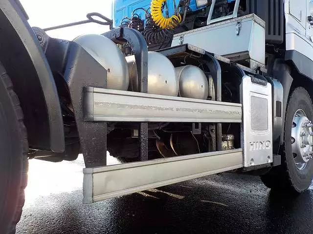 平成25年09月中古大型トラクタヘッド日野日野の画像8