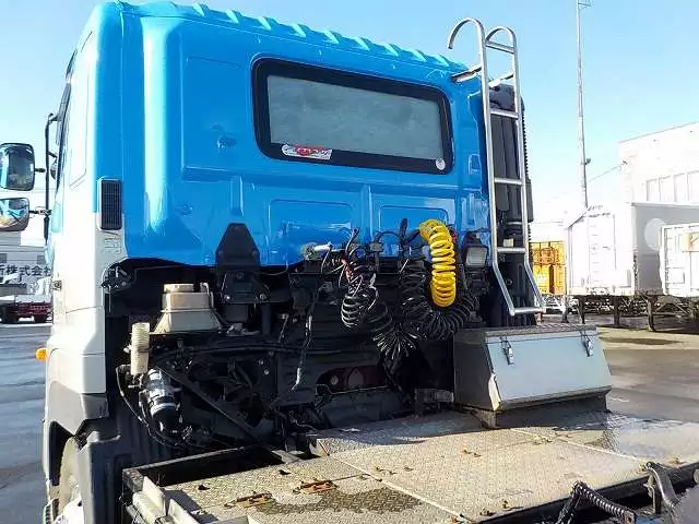 平成25年09月中古大型トラクタヘッド日野日野の画像9
