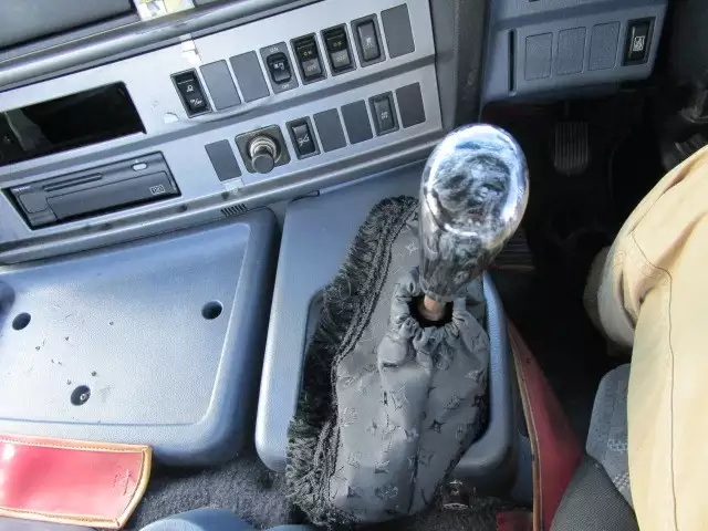 平成17年06月中古その他トラクタヘッド日野日野の画像22