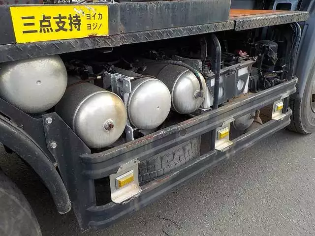 平成17年04月中古大型トラクタヘッド日野日野の画像8