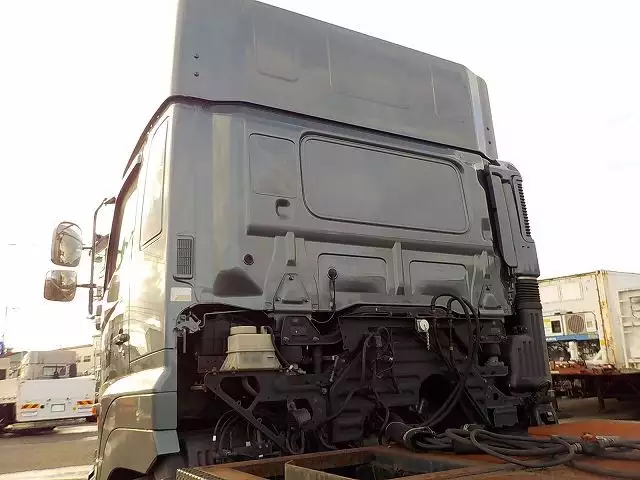 平成17年04月中古大型トラクタヘッド日野日野の画像9