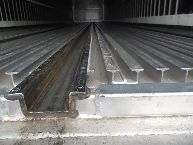 平成21年11月中古その他冷凍トレーラー日本フルハーフフルハーフの画像40