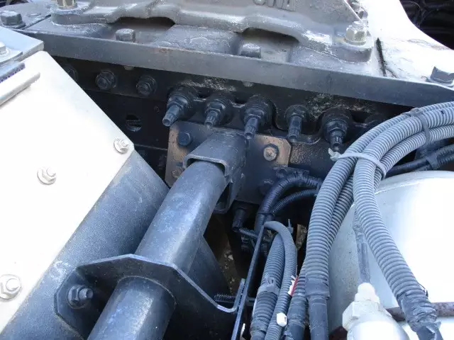 平成17年05月中古大型トラクタヘッド日野日野の画像12