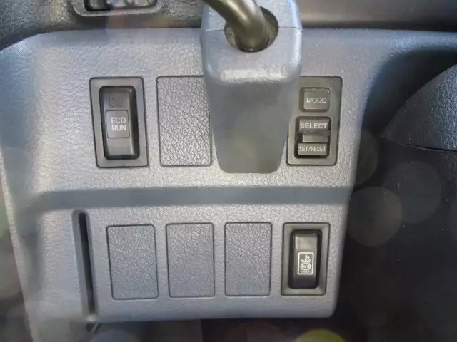 平成17年05月中古大型トラクタヘッド日野日野の画像32