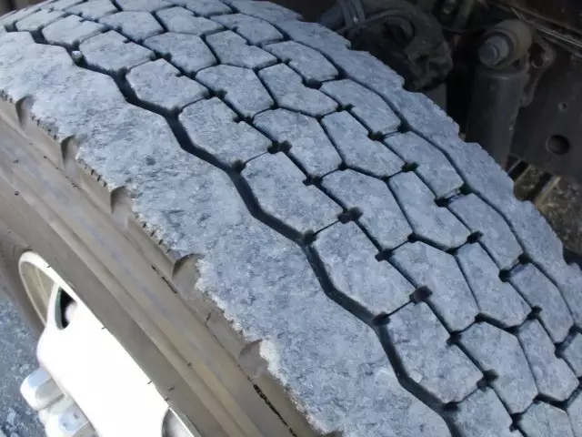 平成17年05月中古大型トラクタヘッド日野日野の画像51