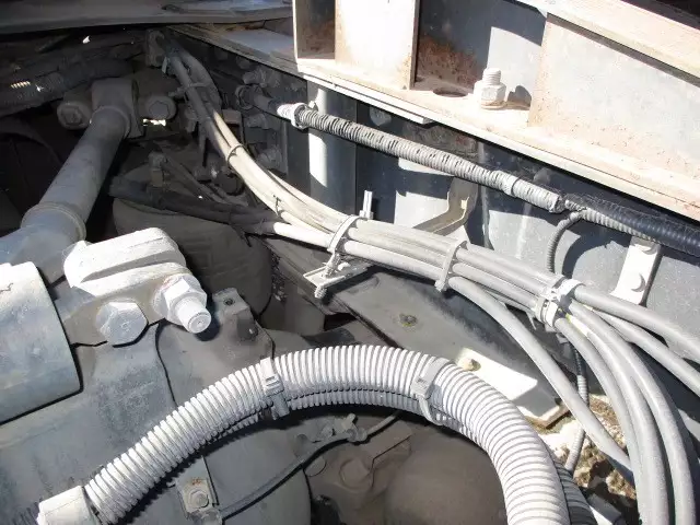 平成17年03月中古大型トラクタヘッド日野日野の画像20