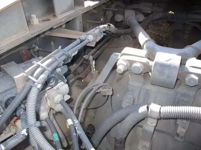 平成17年03月中古大型トラクタヘッド日野日野の画像21