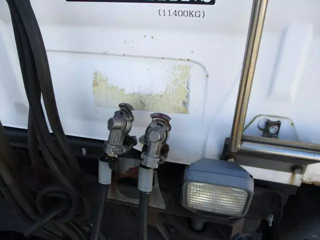 平成17年03月中古大型トラクタヘッド日野日野の画像26