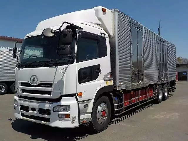 平成21年03月中古大型冷凍バン・ウィング日産UDニッサンディーゼルの画像1