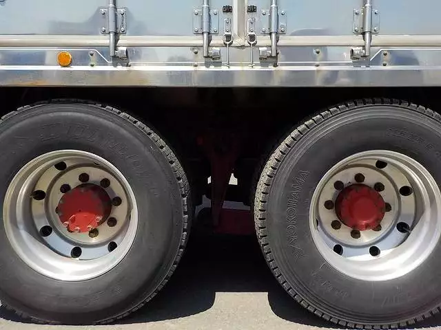 平成21年03月中古大型冷凍バン・ウィング日産UDニッサンディーゼルの画像11