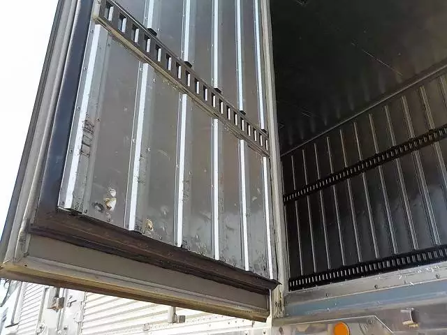 平成21年03月中古大型冷凍バン・ウィング日産UDニッサンディーゼルの画像17