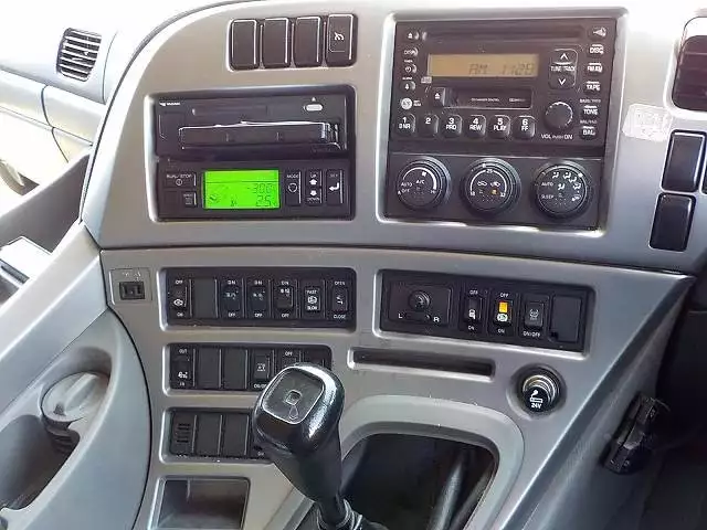 平成21年03月中古大型冷凍バン・ウィング日産UDニッサンディーゼルの画像39